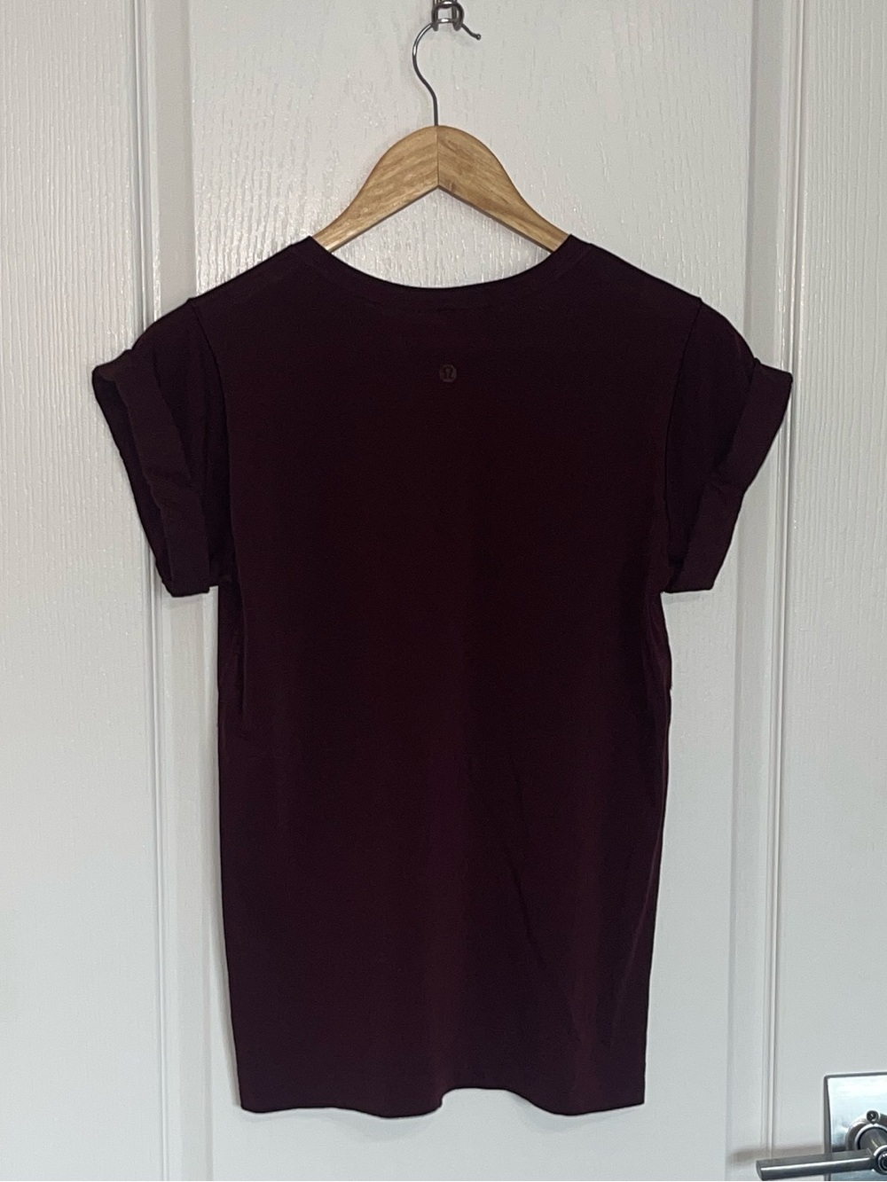 LULULEMON Roll Around Tee *Expression
Garnet 2019 W3DK7S $58 Pima Cotton SZ 8 - Picture 5 of 7